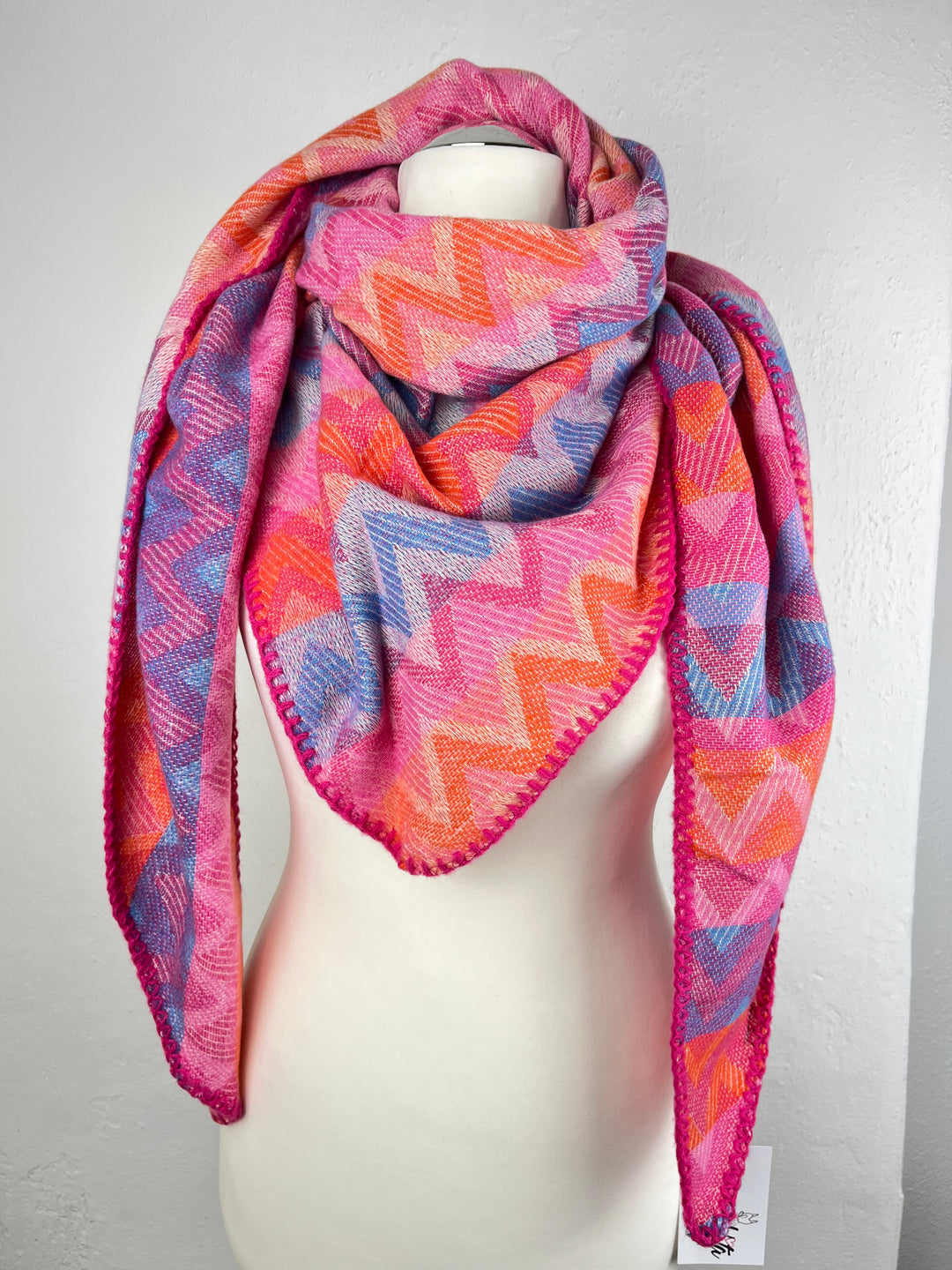 Dreieckstuch mit grafischem Muster, pink
