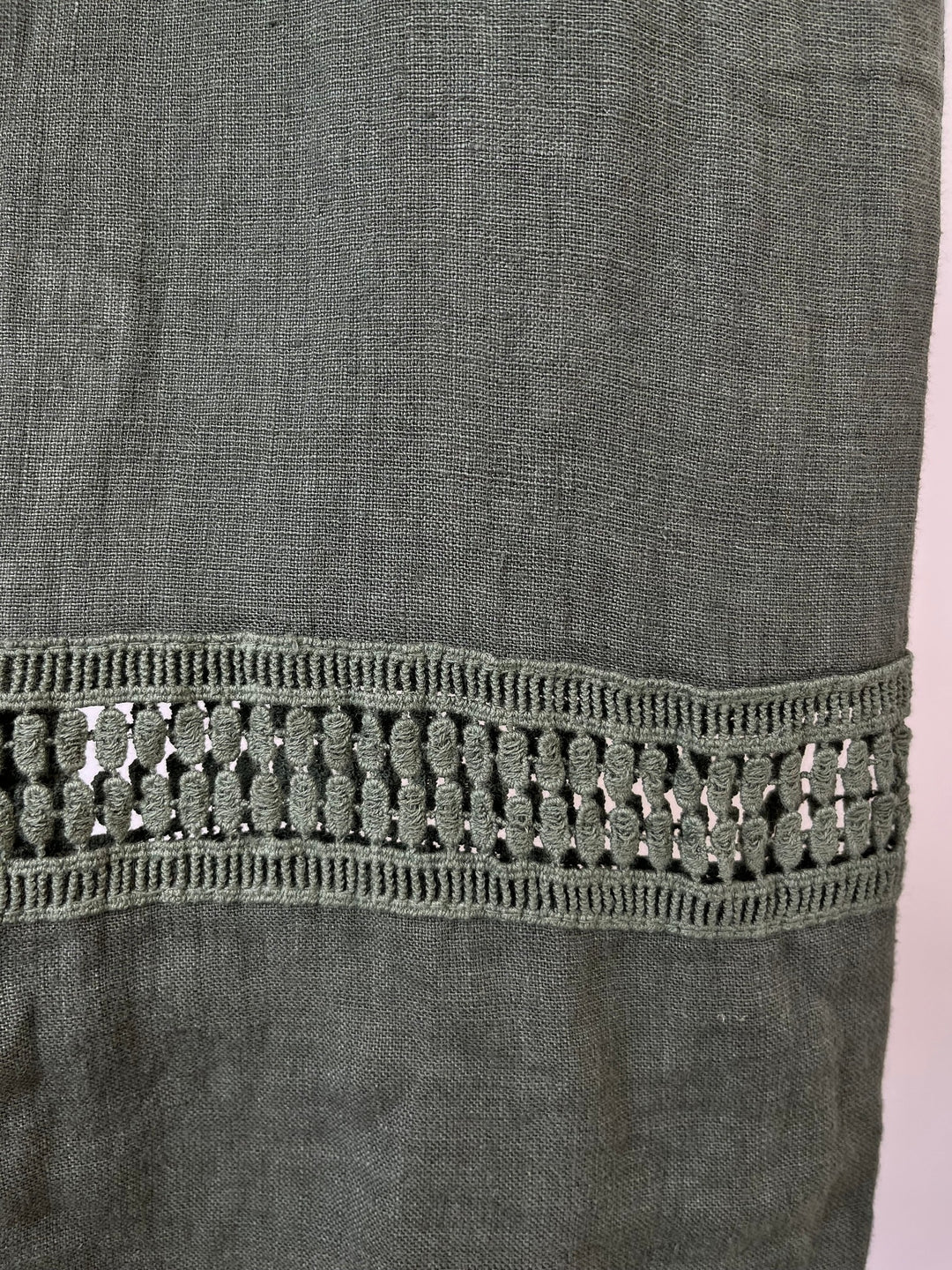 7/8-Leinenhose mit Crochet-Bordüre, khaki von Bella Vita - Mode &amp; Lifestyle