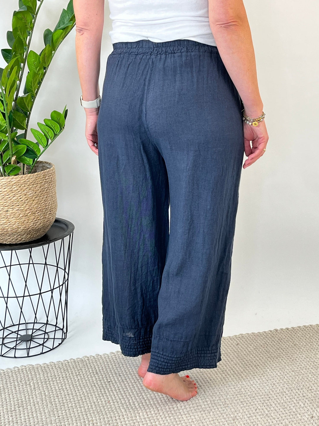 7/8-Leinenhose mit Zierfalten, marine von Bella Vita - Mode &amp; Lifestyle