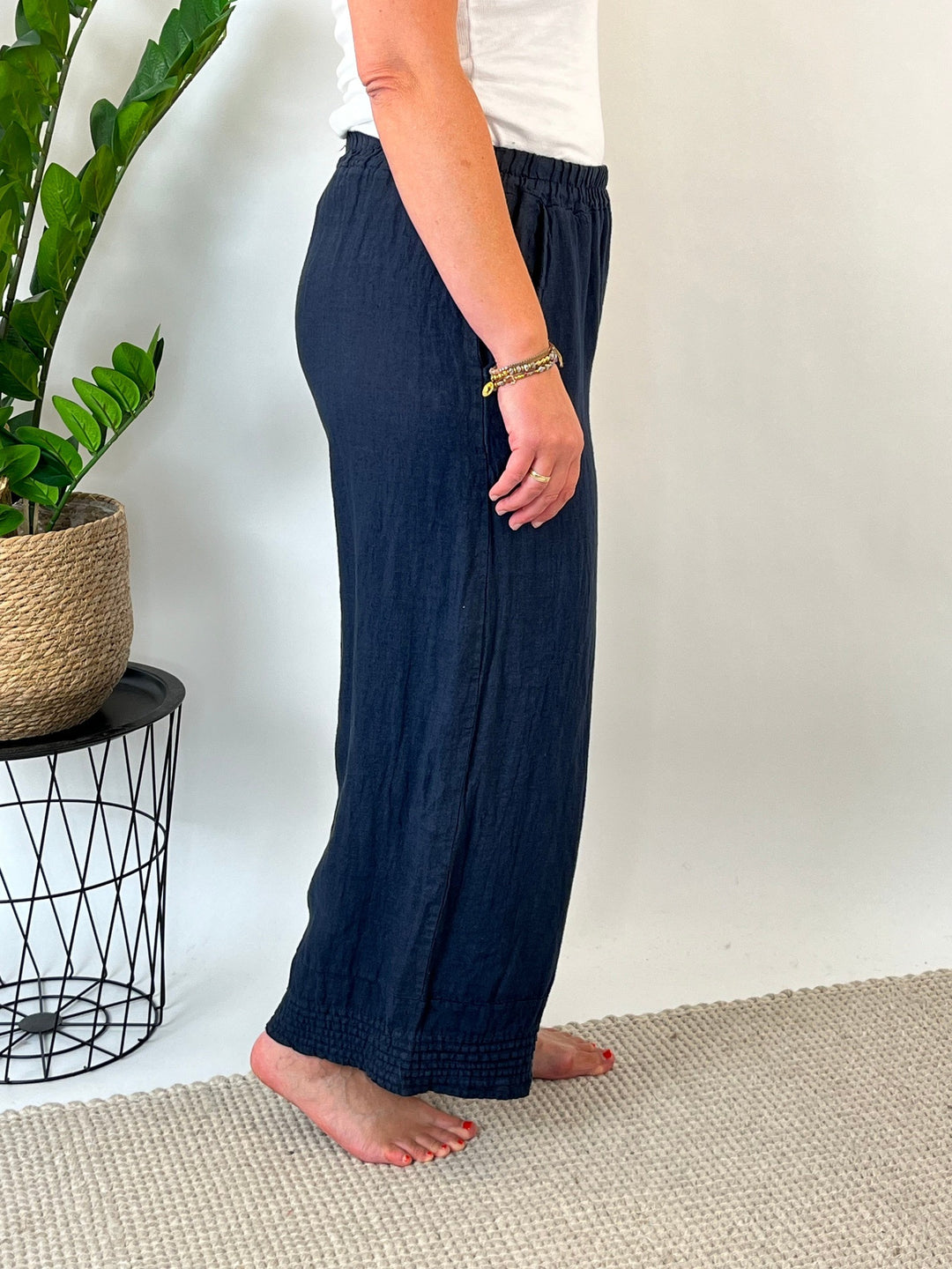 7/8-Leinenhose mit Zierfalten, marine von Bella Vita - Mode &amp; Lifestyle