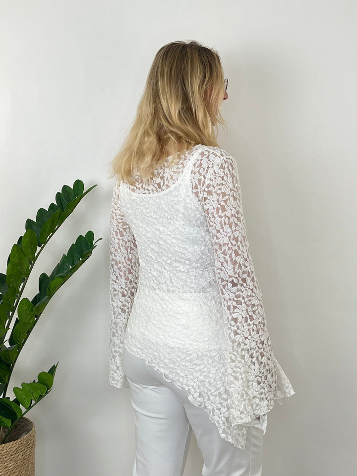 Asymmetrisches Spitzenshirt, ecru von Bella Vita - Mode &amp; Lifestyle