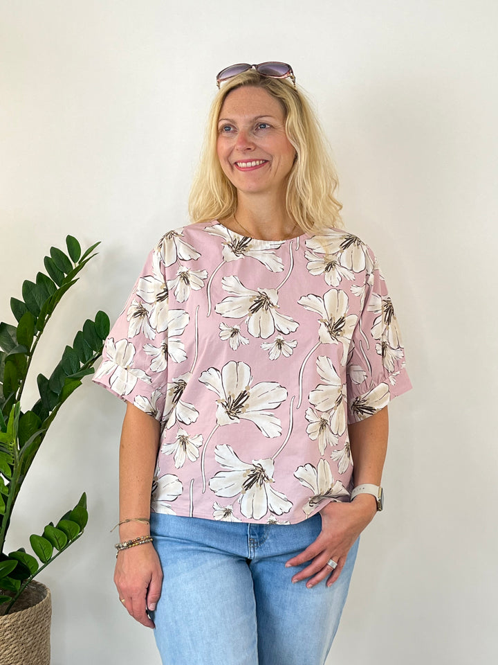 Baumwollbluse "Flower Love", rosa von Bella Vita - Mode &amp; Lifestyle