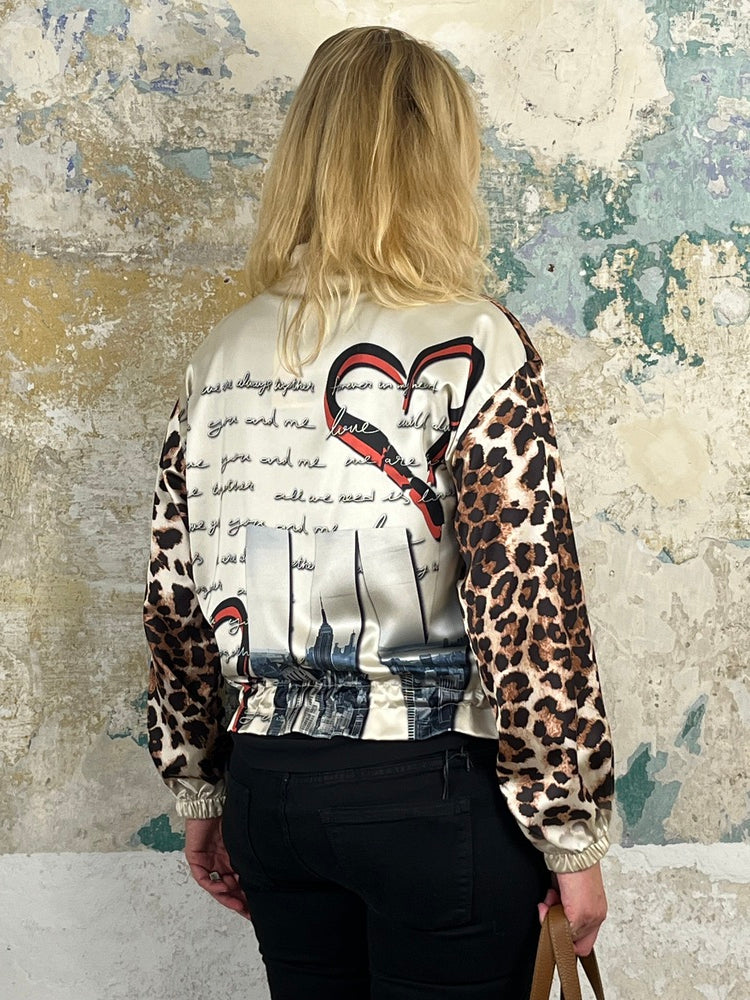 Blouson aus Glanzware mit Alloverdruck, beige von Bella Vita - Mode &amp; Lifestyle
