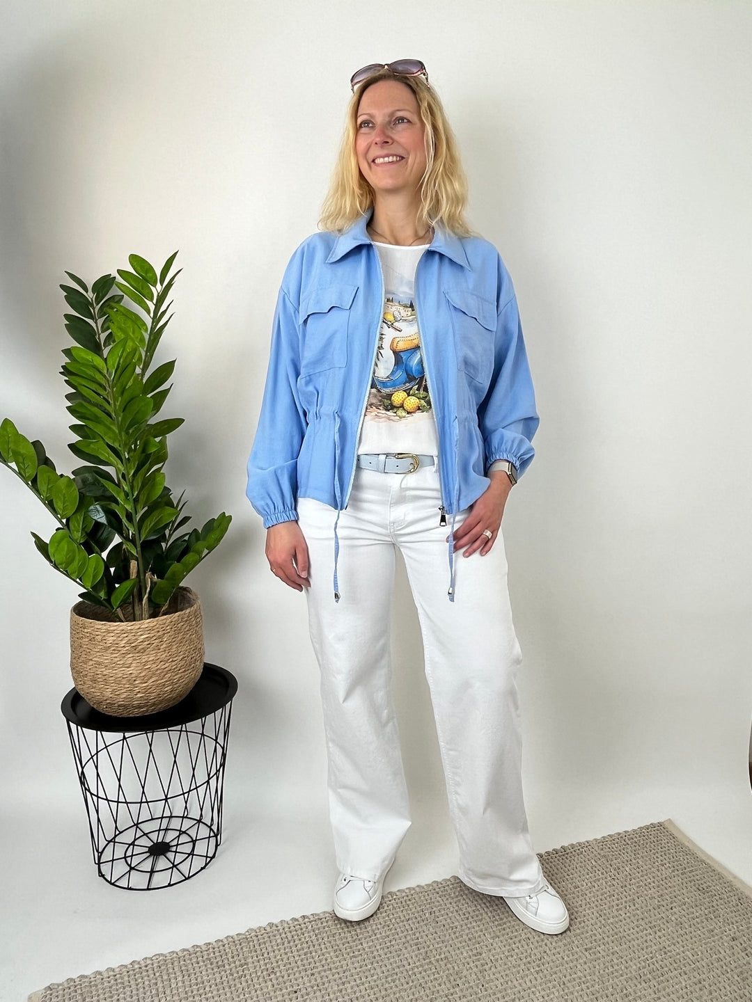 Blusenjacke mit Bindeband, blau von Bella Vita - Mode &amp; Lifestyle