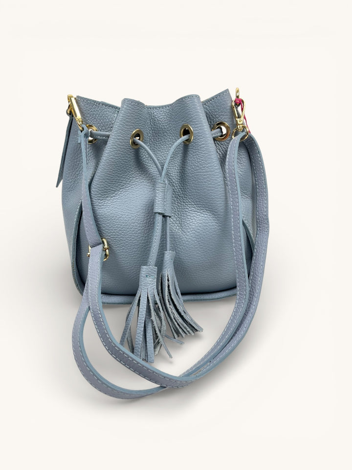 Bucket Bag aus Echtleder mit goldfarbenen Zierelementen von Bella Vita - Mode &amp; Lifestyle