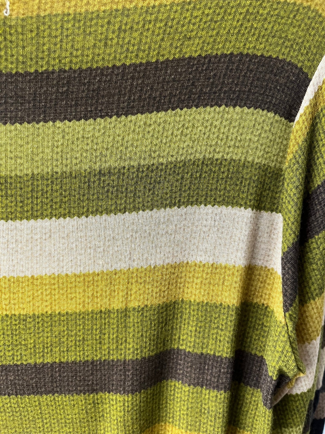 Nahaufnahme Oliv Streifen Cashmere Touch Shirt Stoff Textur