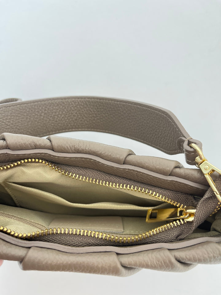 Clutch mit Schleife, taupe von Bella Vita - Mode &amp; Lifestyle