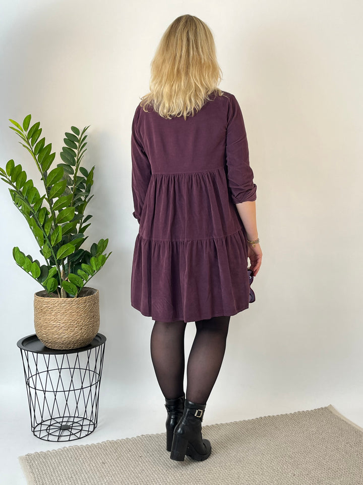 Cordkleid mit Stehkragen