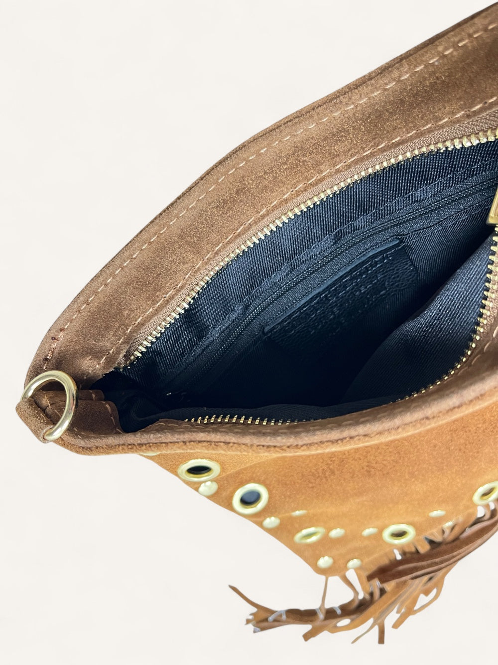 Crossbody-Tasche mit Fransen, cognac von Bella Vita - Mode &amp; Lifestyle