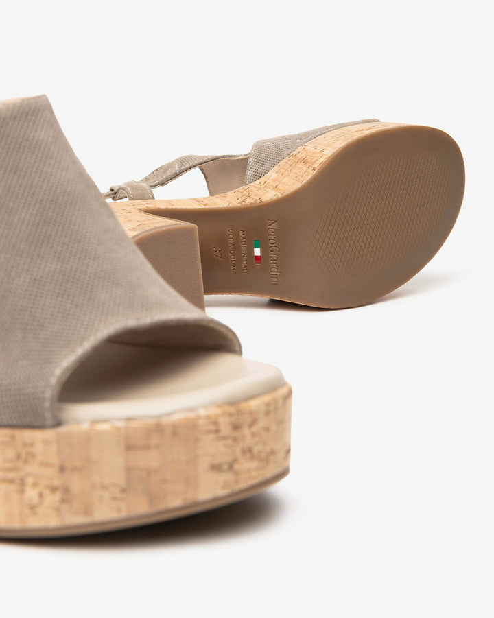 NeroGiardini Plateau-Sandalette, taupe
