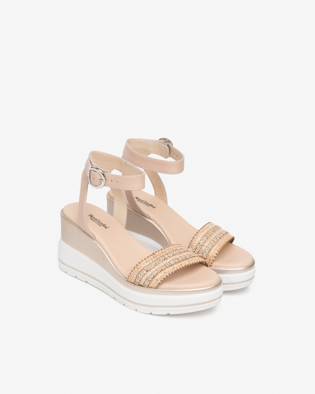 NeroGiardini Plateau-Sandalette, beige-silber von Bella Vita - Mode & Lifestyle