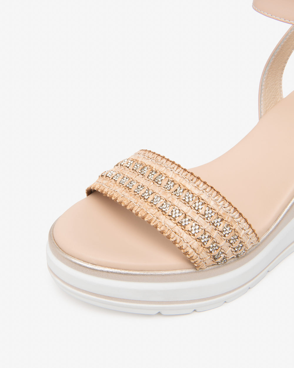 NeroGiardini Plateau-Sandalette, beige-silber von Bella Vita - Mode & Lifestyle