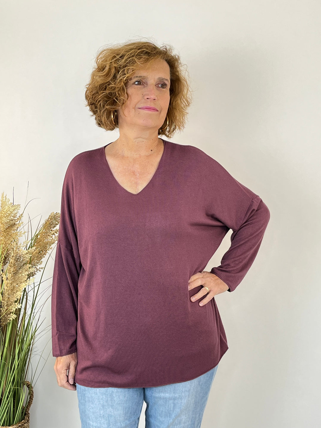 Essential Curvy-Pullover mit V-Ausschnitt