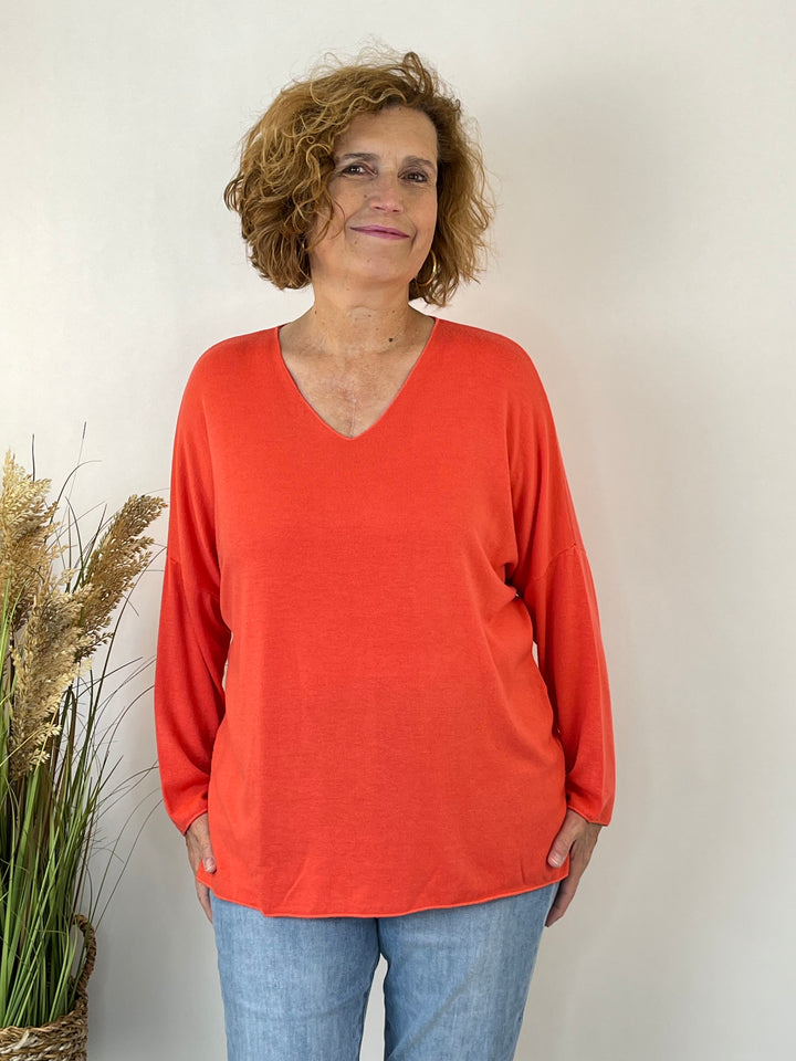 Essential Curvy-Pullover mit V-Ausschnitt
