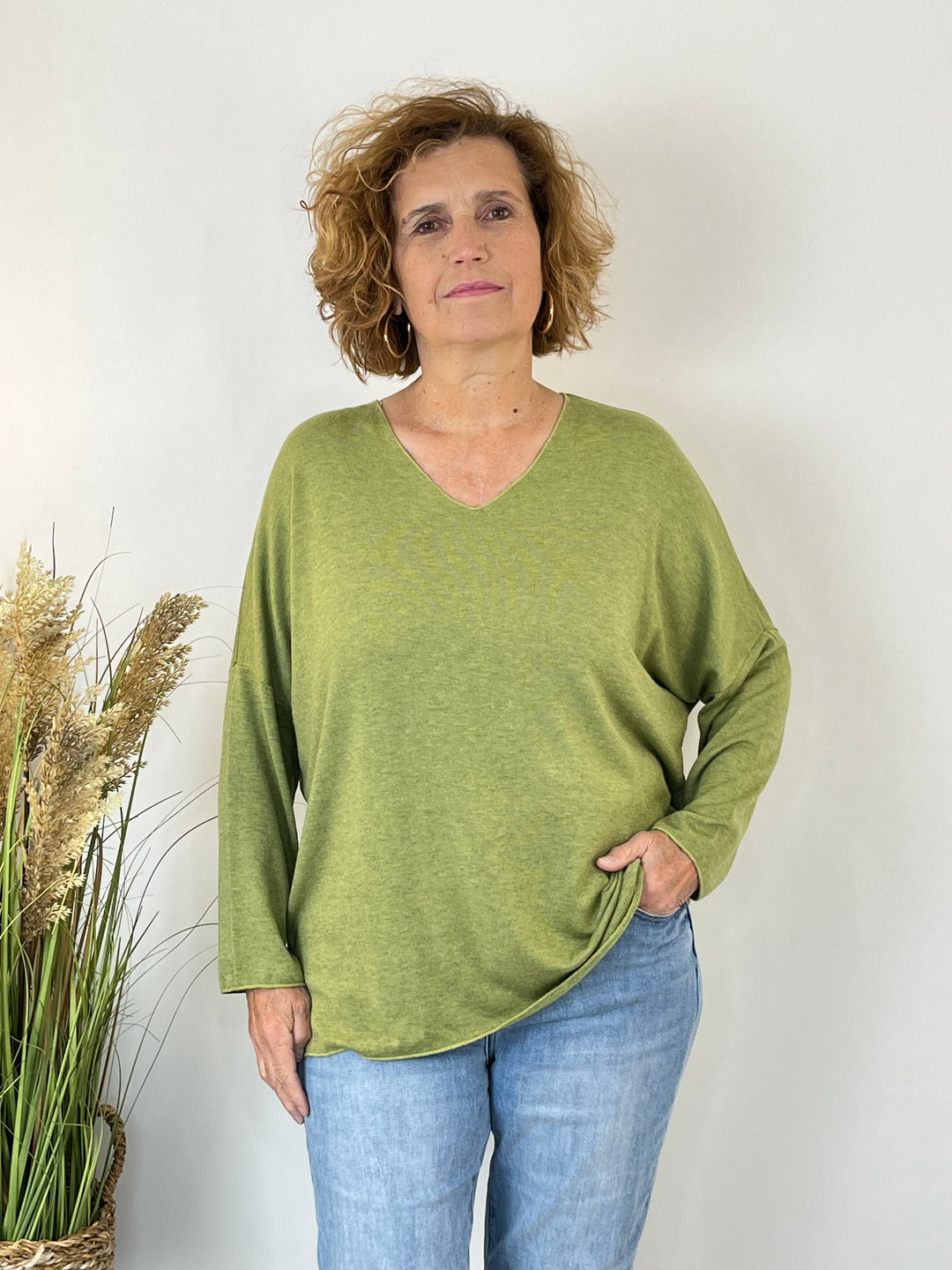 Essential Curvy-Pullover mit V-Ausschnitt