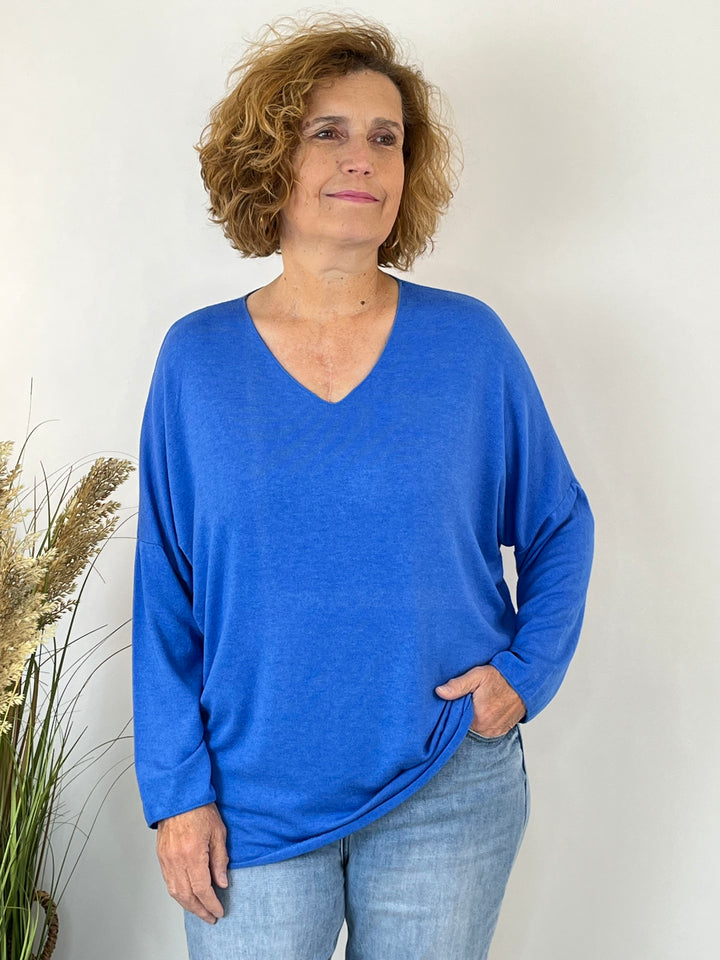 Essential Curvy-Pullover mit V-Ausschnitt