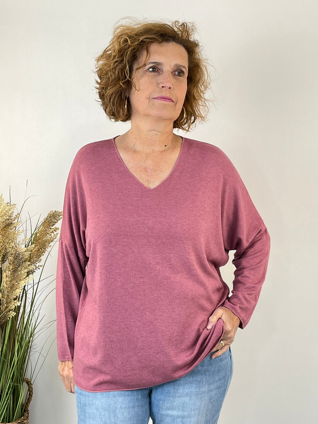 Essential Curvy-Pullover mit V-Ausschnitt