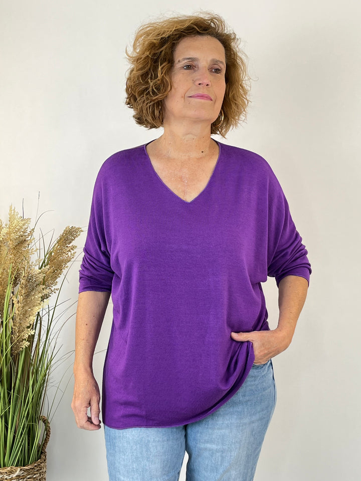 Essential Curvy-Pullover mit V-Ausschnitt