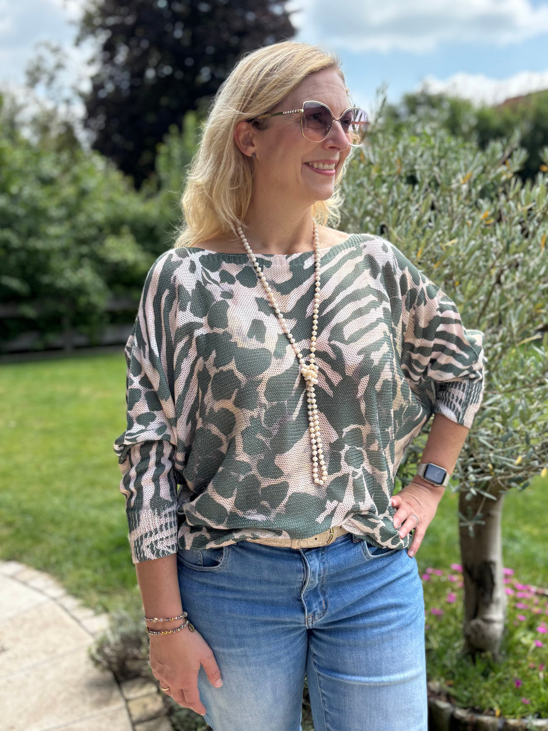 Fledermauspullover Animalprint, khaki von Bella Vita - Mode &amp; Lifestyle
