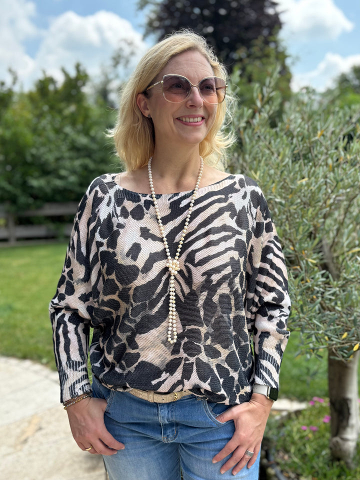 Fledermauspullover Animalprint, schwarz-beige von Bella Vita - Mode &amp; Lifestyle