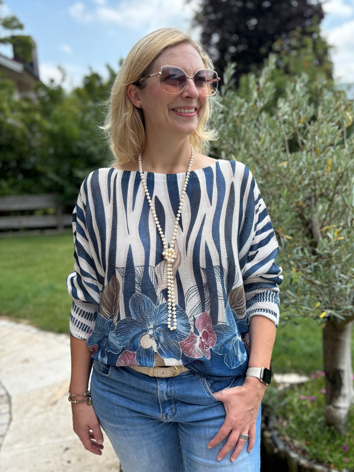 Fledermauspullover Zebra-Floral, marine von Bella Vita - Mode &amp; Lifestyle