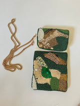 Handytasche mit Perlen und Pailletten, khaki-gold von Bella Vita - Mode & Lifestyle
