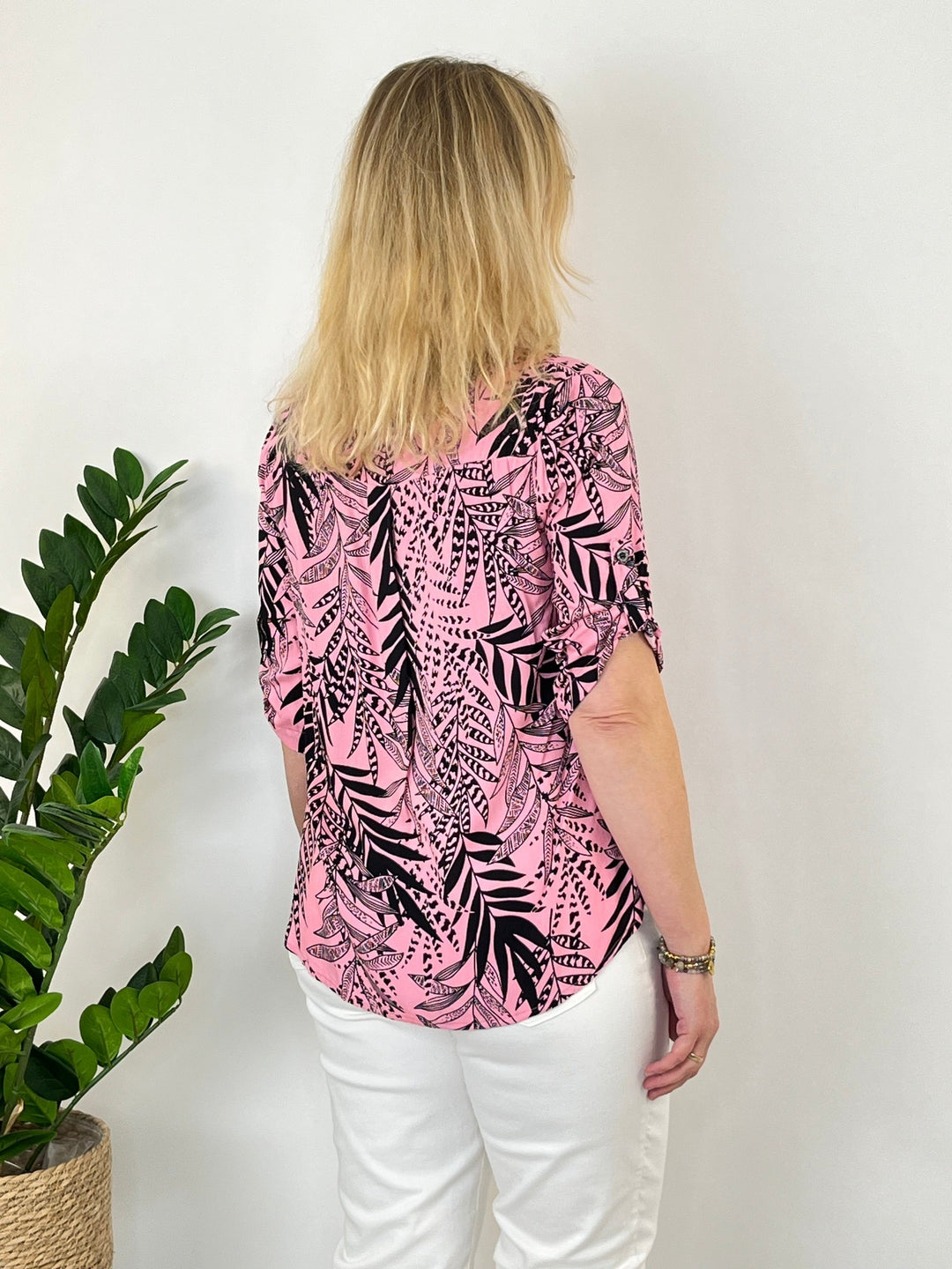 Hemdbluse Blätter, rosa-schwarz von Bella Vita - Mode &amp; Lifestyle