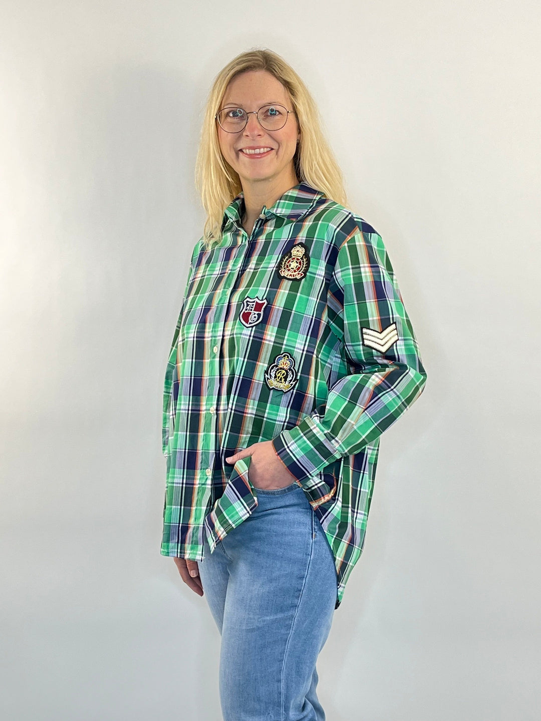 Hemdbluse mit Krawatte, grün-kariert von Bella Vita - Mode &amp; Lifestyle