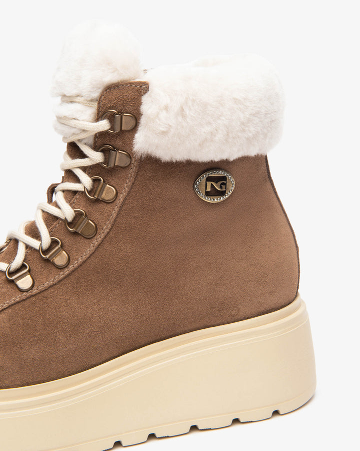 NeroGiardini Lammfellboots, braun