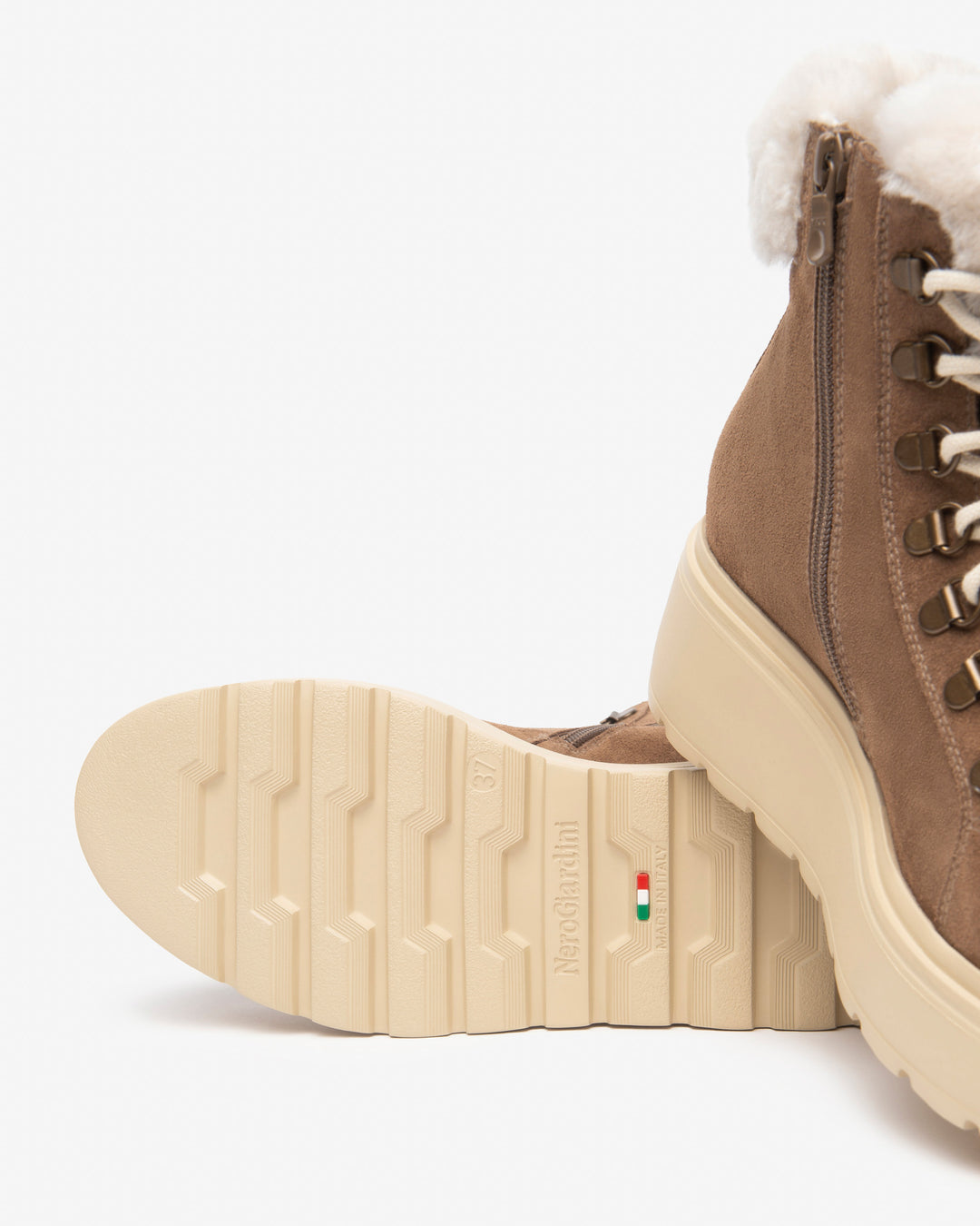 NeroGiardini Lammfellboots, braun