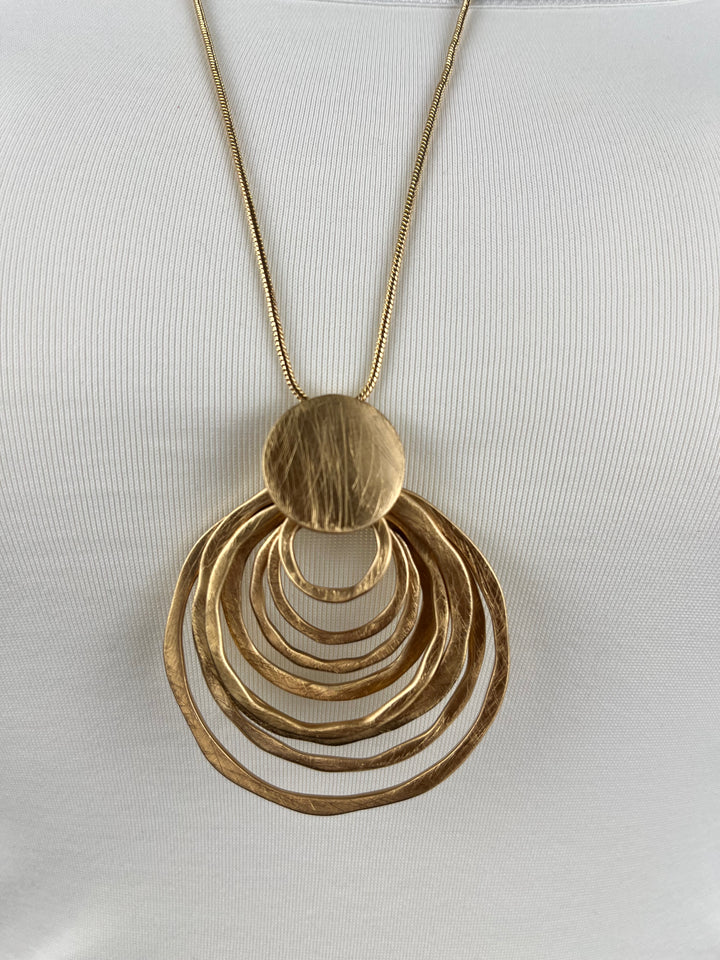 Collana con pendente rotondo, color oro