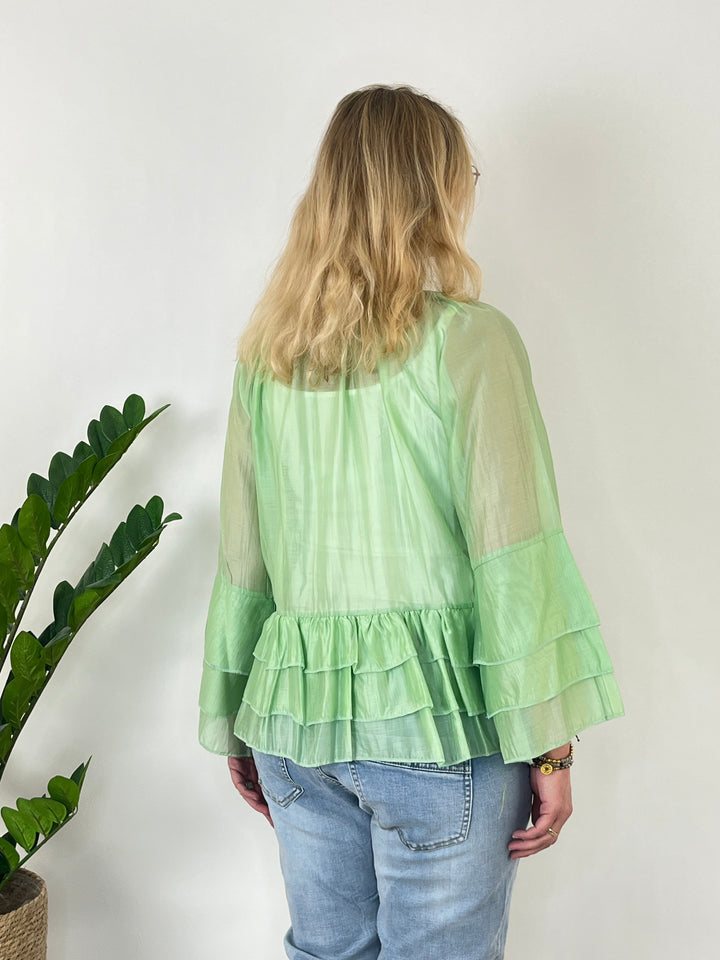 Luftige Tunikabluse mit Volants, hellgrün von Bella Vita - Mode & Lifestyle