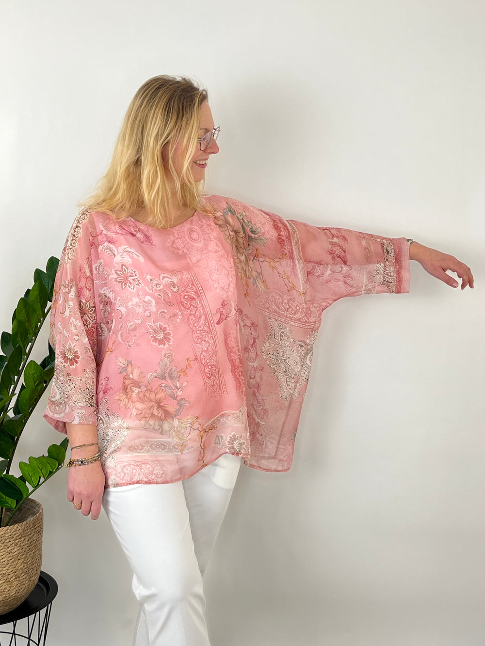 Tunika im Alloverdruck, rosa von Bella Vita - Mode & Lifestyle