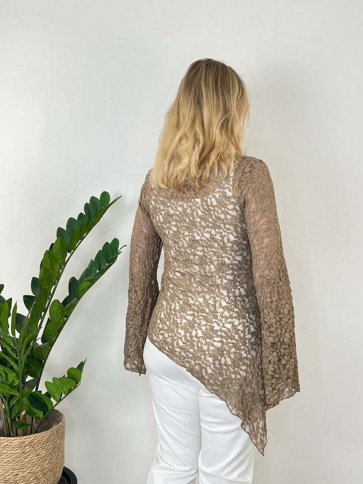Asymmetrisches Spitzenshirt, taupe von Bella Vita - Mode & Lifestyle
