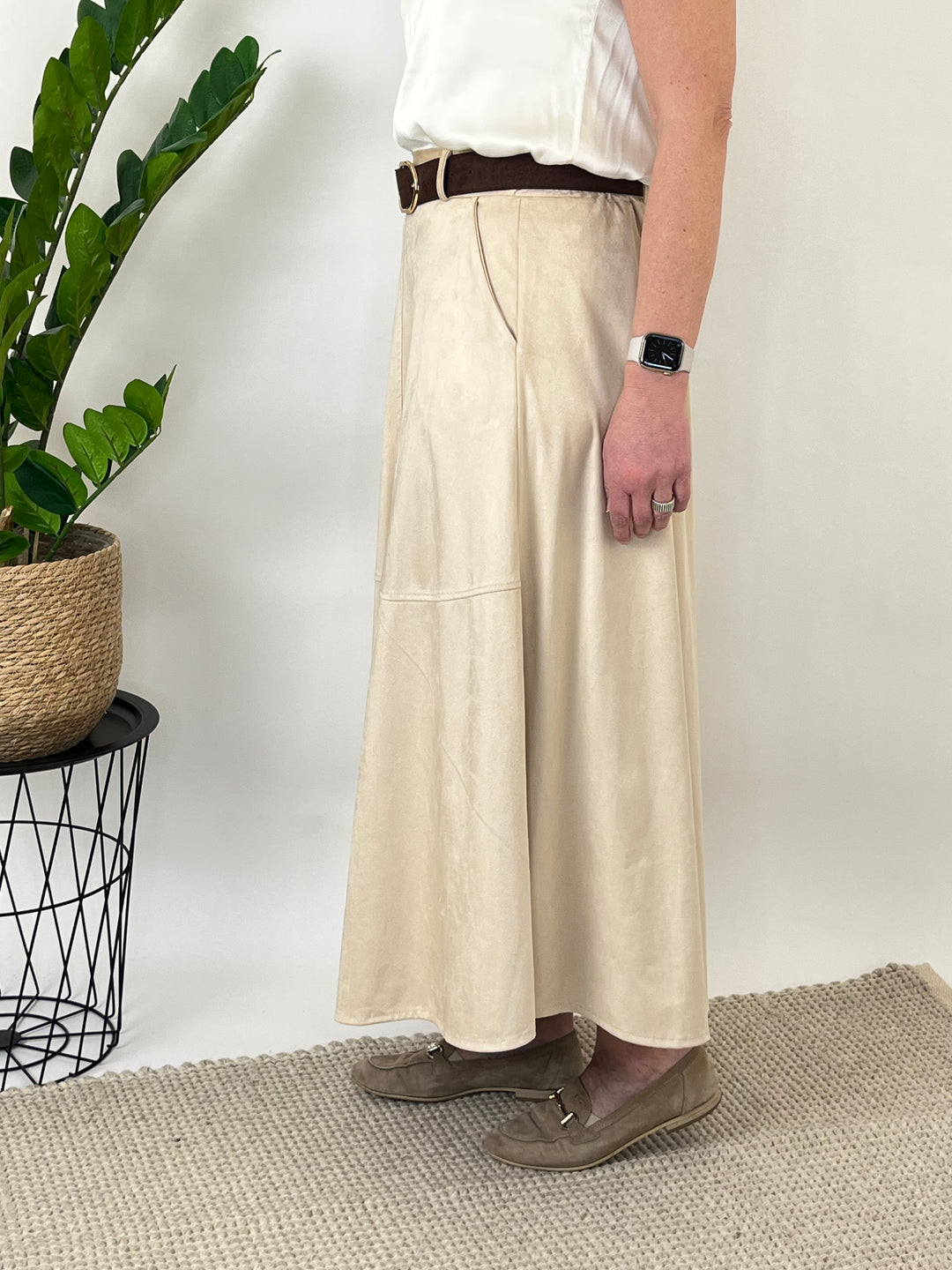 Lederimitat-Rock mit Ziergürtel, beige von Bella Vita - Mode &amp; Lifestyle