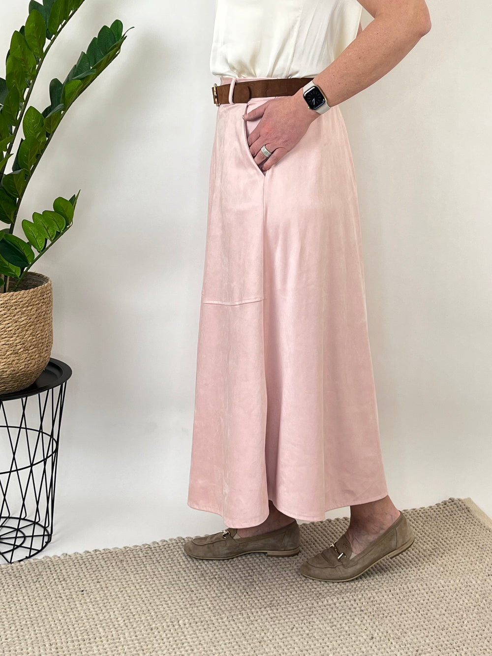 Lederimitat-Rock mit Ziergürtel, rosa von Bella Vita - Mode & Lifestyle