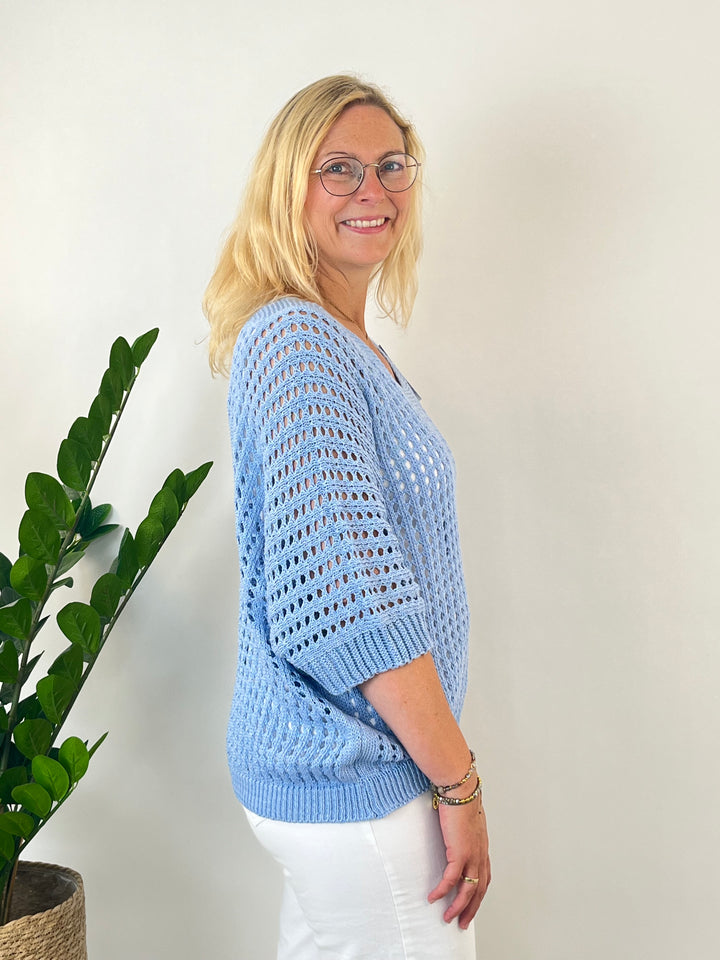 Sommerpullover Lochstrick, hellblau von Bella Vita - Mode &amp; Lifestyle