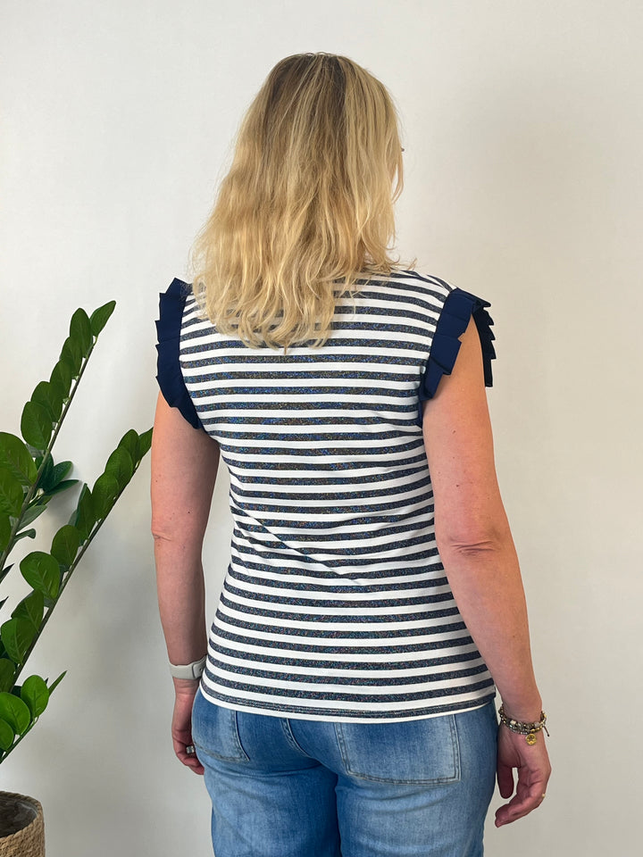 Striped top with shiny thread 