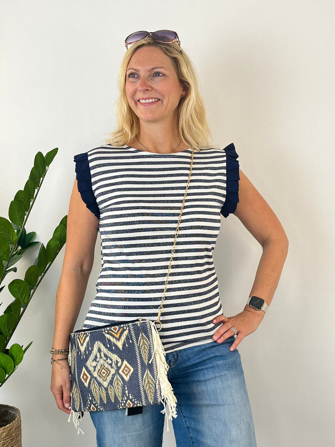 Striped top with shiny thread 