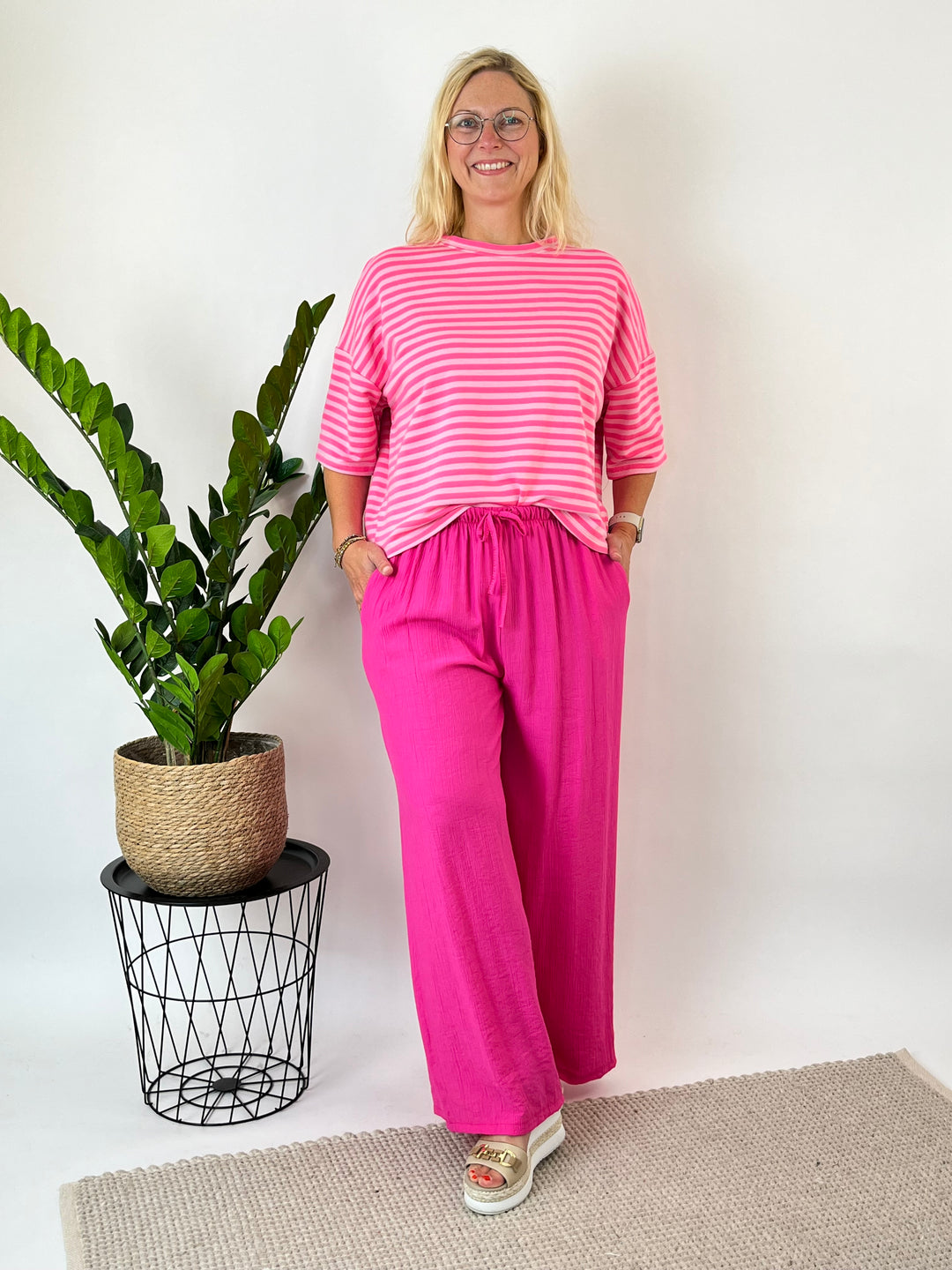Oversize-Sweatshirt gestreift, rosa von Bella Vita - Mode &amp; Lifestyle
