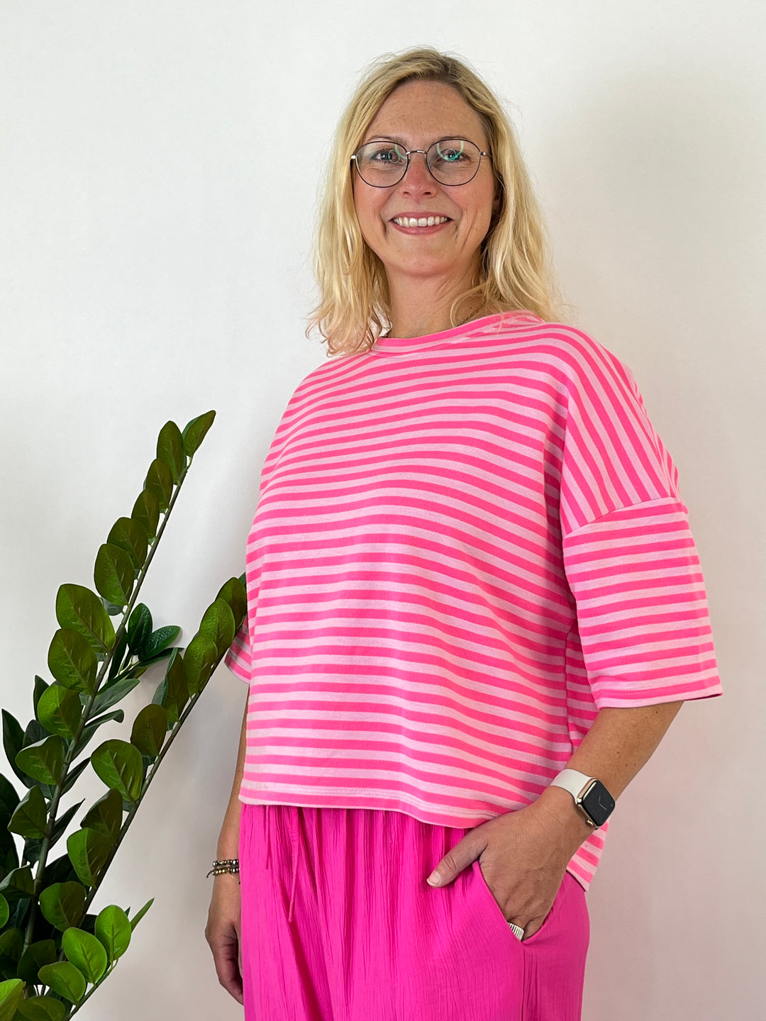 Oversize-Sweatshirt gestreift, rosa von Bella Vita - Mode & Lifestyle