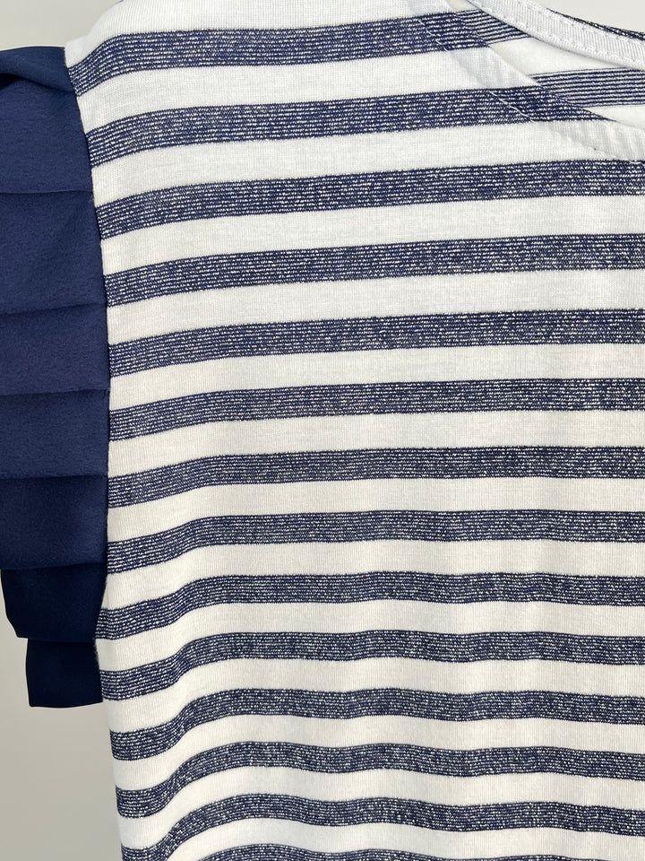 Striped top with shiny thread 