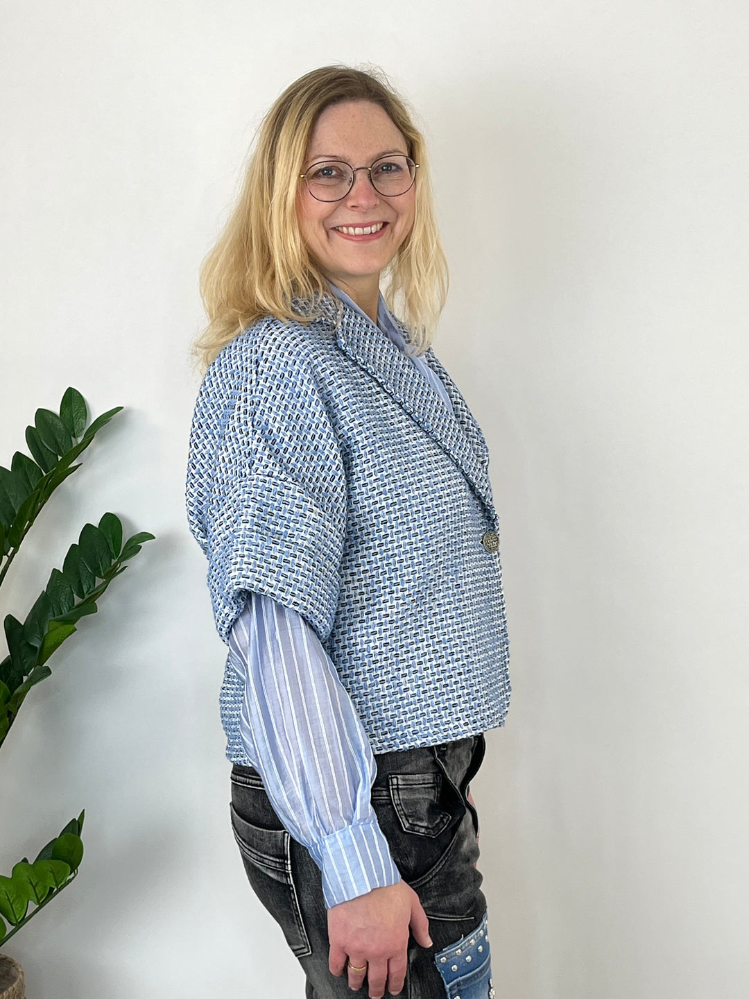 Bouclé-Blazer Kurzarm, hellblau von Bella Vita - Mode & Lifestyle