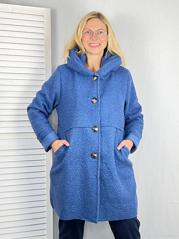 Boucléjacke mit Kapuze, blau