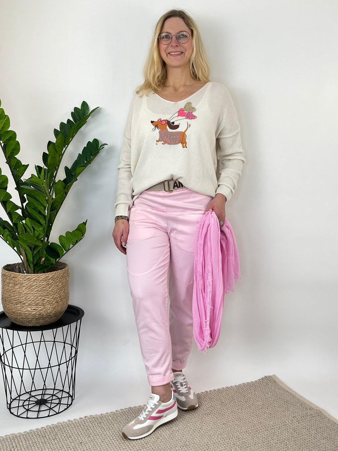 Feinstrickpullover „Dackel mit Herz“, ecru von Bella Vita - Mode & Lifestyle