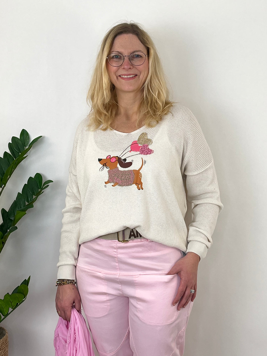 Feinstrickpullover „Dackel mit Herz“, ecru von Bella Vita - Mode & Lifestyle
