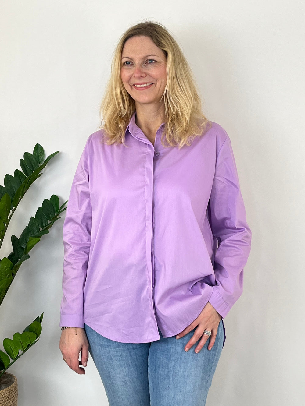 Longbluse Essential, flieder von Bella Vita - Mode & Lifestyle