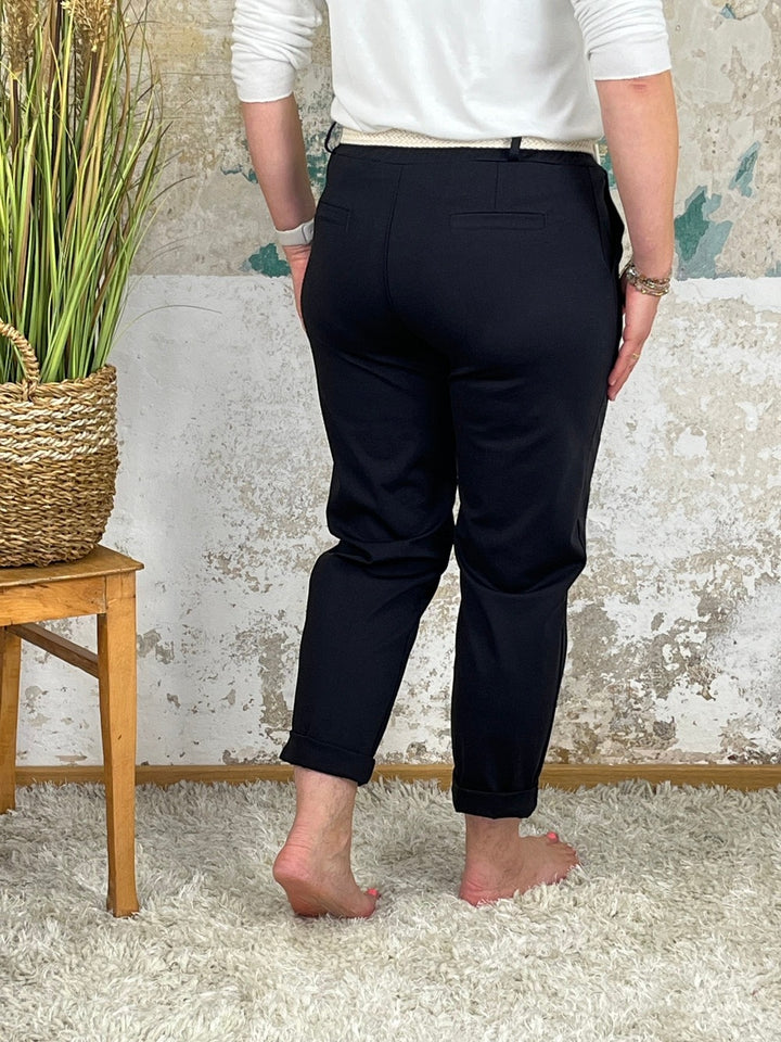 Jerseyhose mit Ziergürtel, schwarz