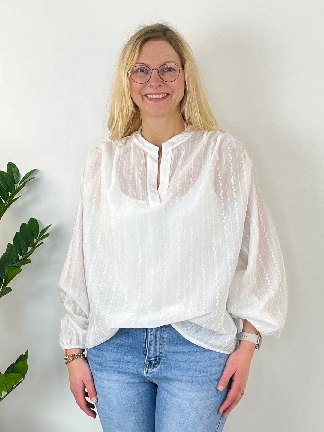 Print-Bluse mit femininen Details, ecru von Bella Vita - Mode & Lifestyle