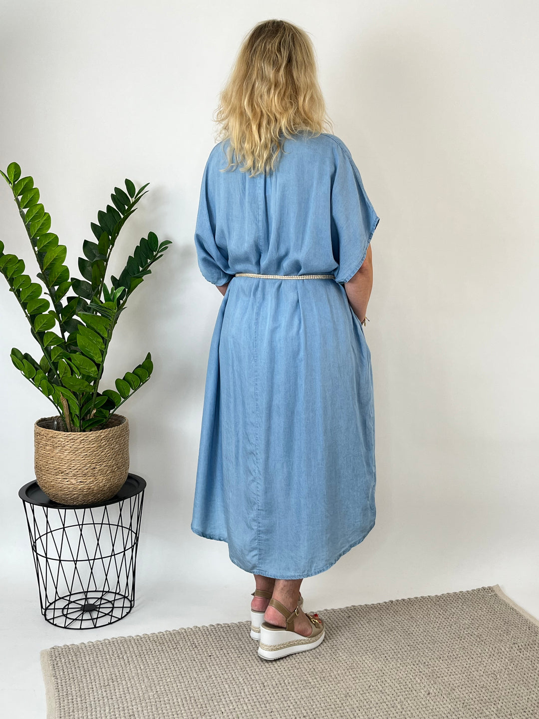 Sommerkleid mit Ziergürtel, blue denim